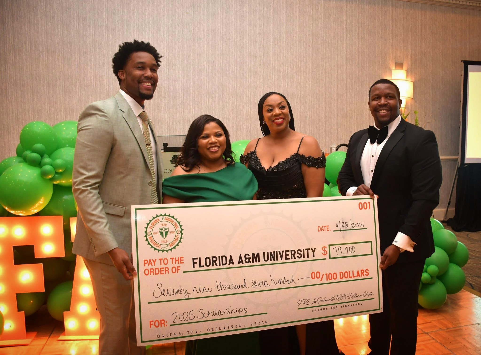 Community partners and mentors supporting DuBlas&eacute; Foundation students